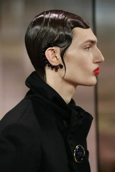 Look 9